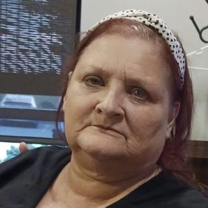 Meet your Posher, Evelyn